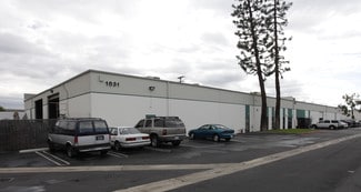 Plus de détails pour 1031-1035 S Linwood Ave, Santa Ana, CA - Industriel à louer
