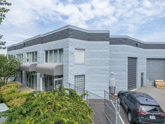 Plus de détails pour 11430 201 A St, Maple Ridge, BC - Industriel à louer