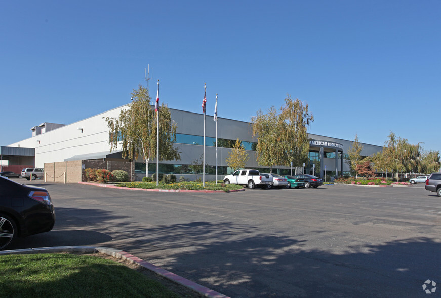 4701 Stoddard Rd, Modesto, CA for lease - Building Photo - Image 2 of 4