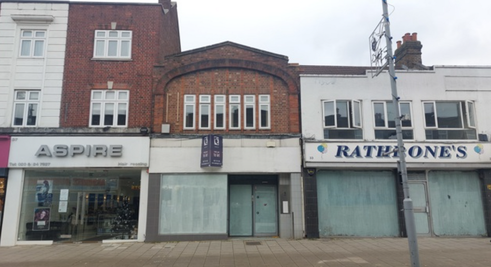 35 Old Church Rd, London for lease - Building Photo - Image 1 of 1