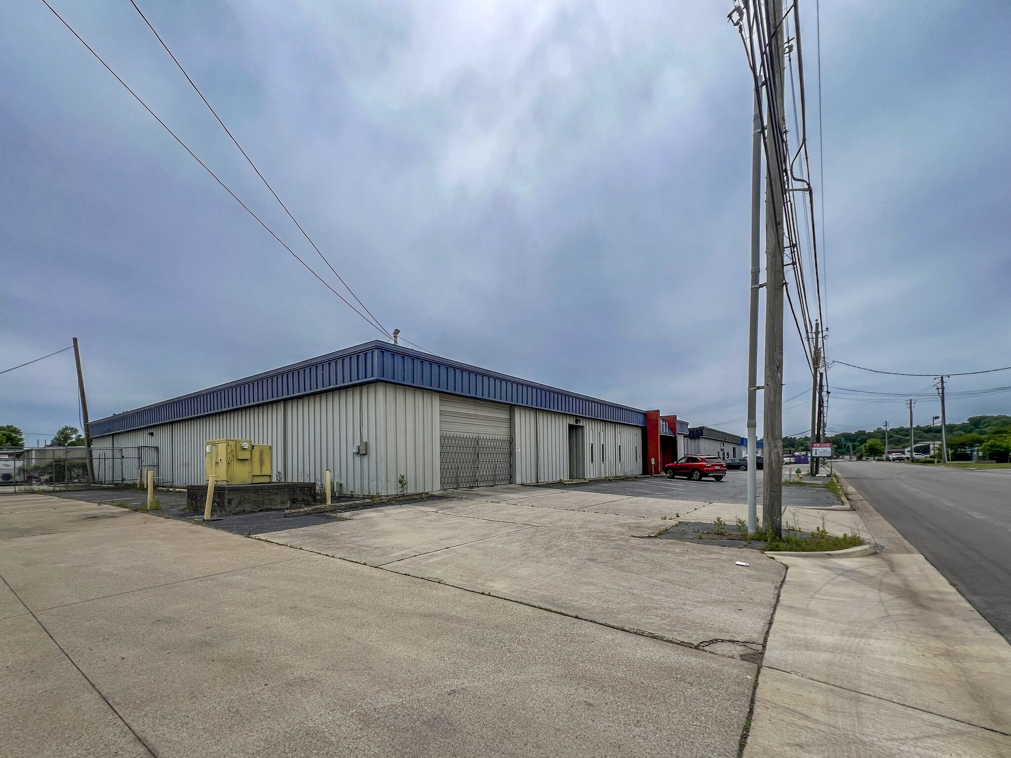 4701 Commercial Dr NW, Huntsville, AL for lease Building Photo- Image 1 of 27