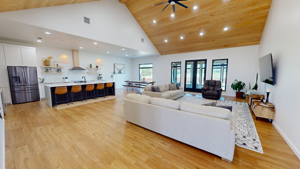 28300 County Road 1590, Stonewall, OK à vendre - Photo du bâtiment - Image 3 de 69