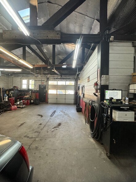 147 New Dorp Plz N, Staten Island, NY à vendre - Photo intérieure - Image 2 de 20