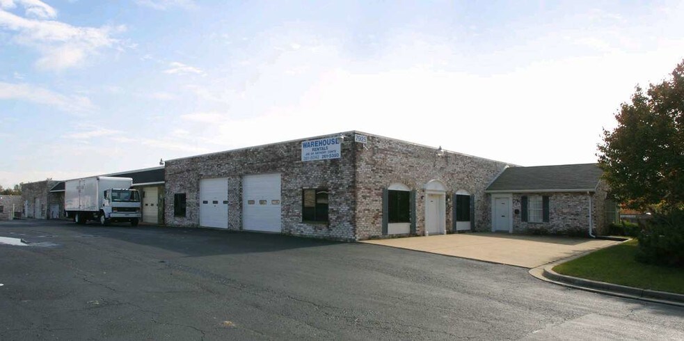 7820 Penn Western Ct, Forestville, MD à louer - Photo du bâtiment - Image 1 de 22