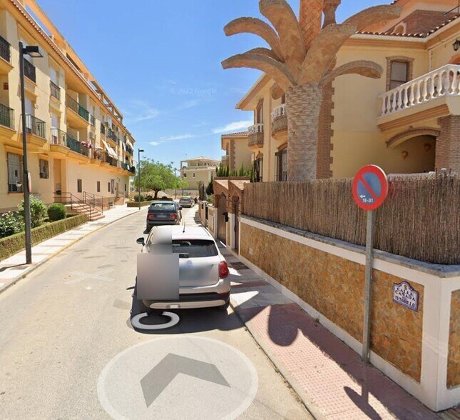 Calle Cañada del Tesorillo, 1, Atarfe, Granada à vendre - Photo du bâtiment - Image 2 de 3