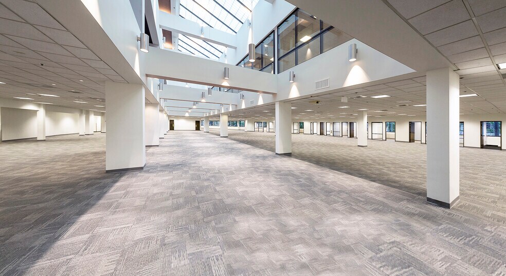 3000 W Alameda Ave, Burbank, CA à louer - Photo intérieure - Image 3 de 10