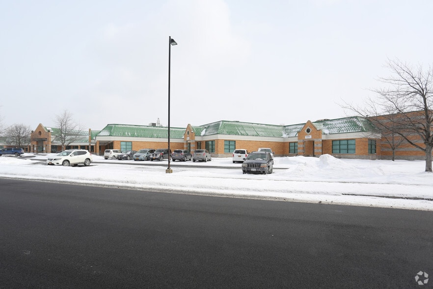 85 River Rock Dr, Buffalo, NY for lease - Building Photo - Image 3 of 3