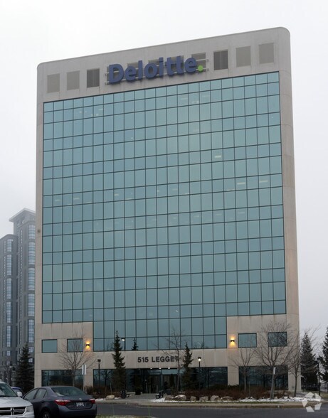 515 Legget Dr, Ottawa, ON à louer - Photo du bâtiment - Image 2 de 4