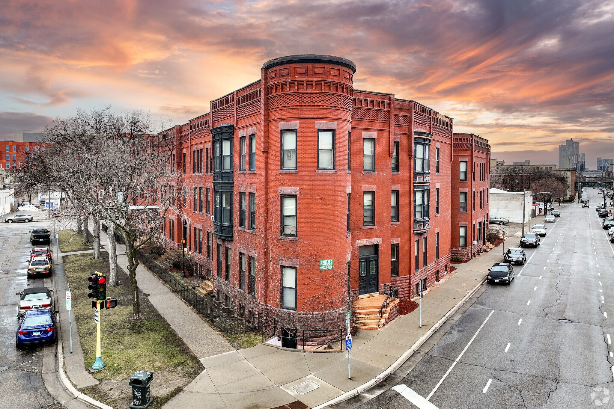 1009 Park Ave, Minneapolis, MN for sale Primary Photo- Image 1 of 35