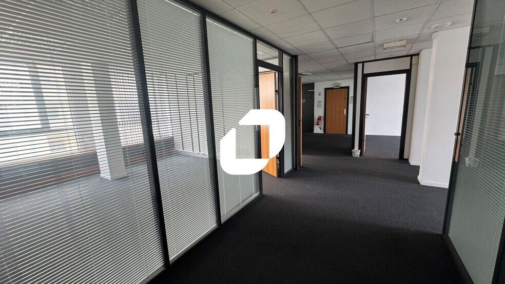 20 Avenue De La Paix-Simone Veil, Strasbourg for lease - Interior Photo - Image 1 of 8