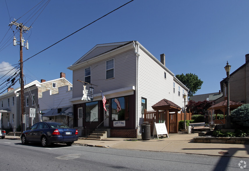 3 W Main St, Thurmont, MD à vendre - Photo du bâtiment - Image 1 de 1