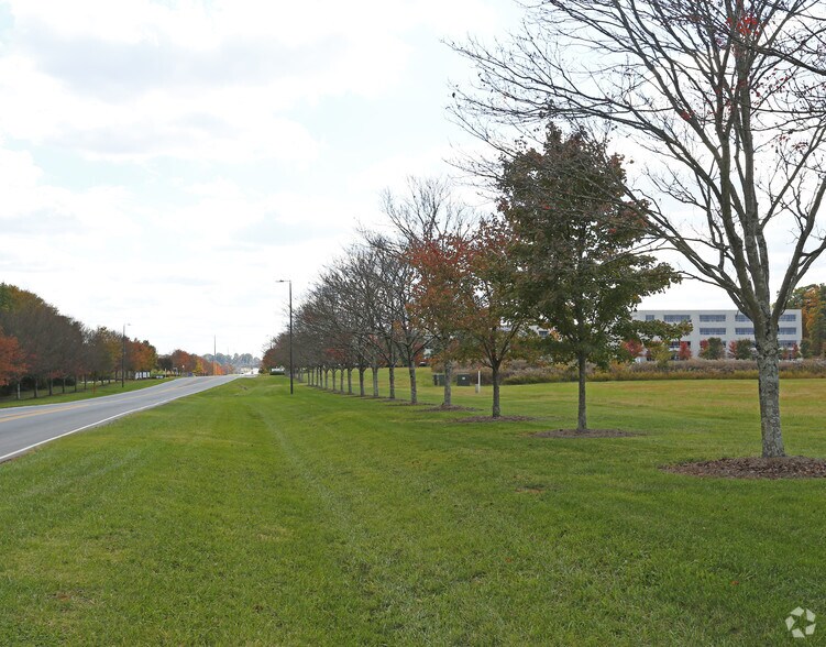 I-85, Concord, NC à vendre - Photo du bâtiment - Image 2 de 5