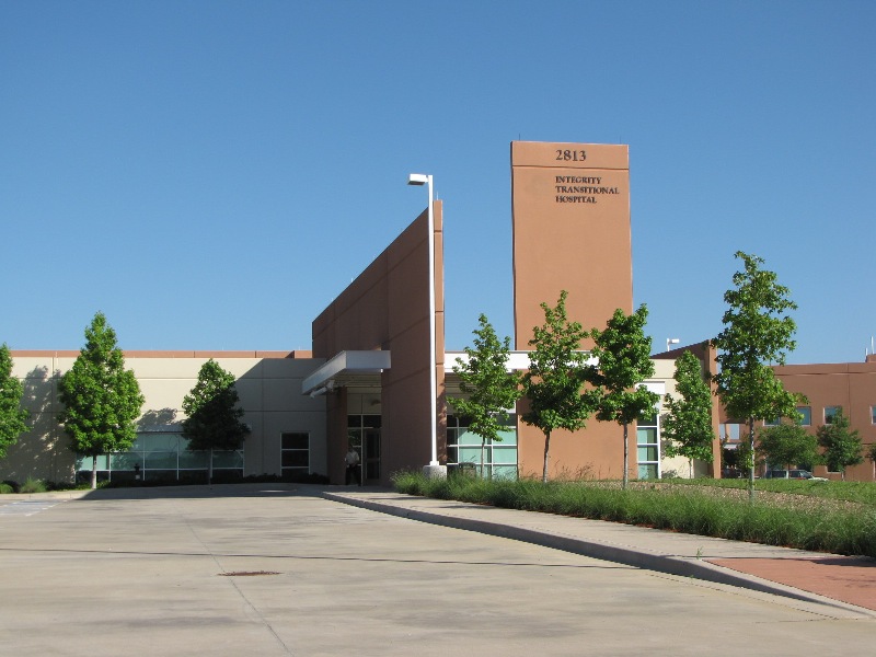 2813 S Mayhill Rd, Denton, TX for sale Primary Photo- Image 1 of 1