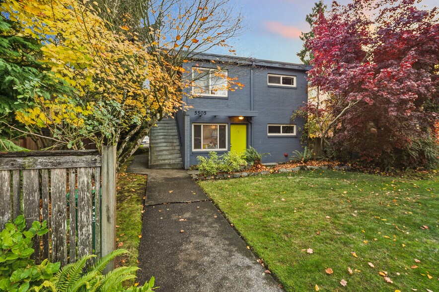 5505 NE 65th St, Seattle, WA à vendre - Photo du bâtiment - Image 2 de 13