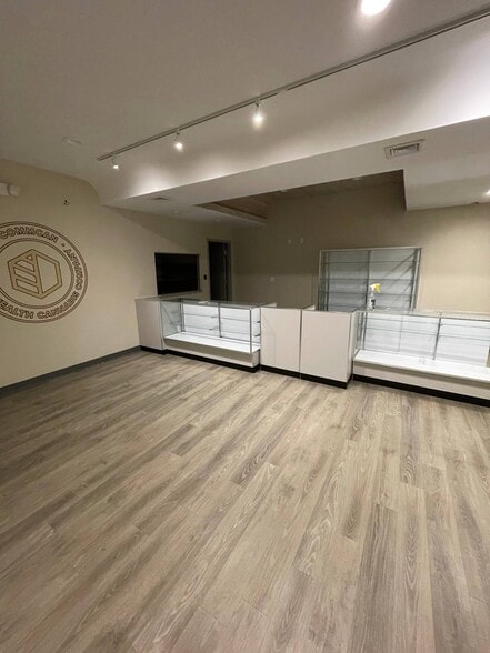 255 Turnpike Rd, Southborough, MA for lease - Interior Photo - Image 2 of 12