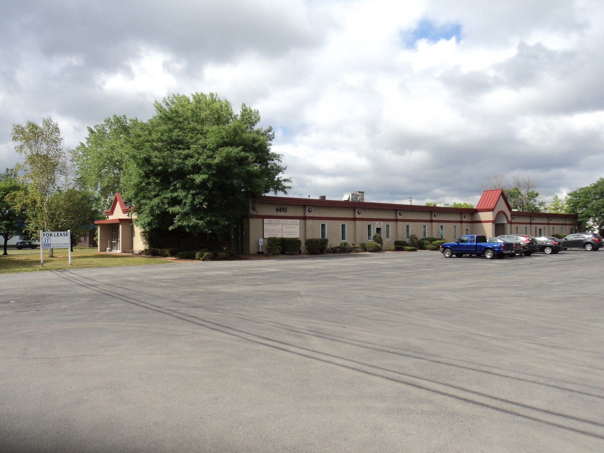 6493 Ridings Rd, Syracuse, NY for lease Building Photo- Image 1 of 2