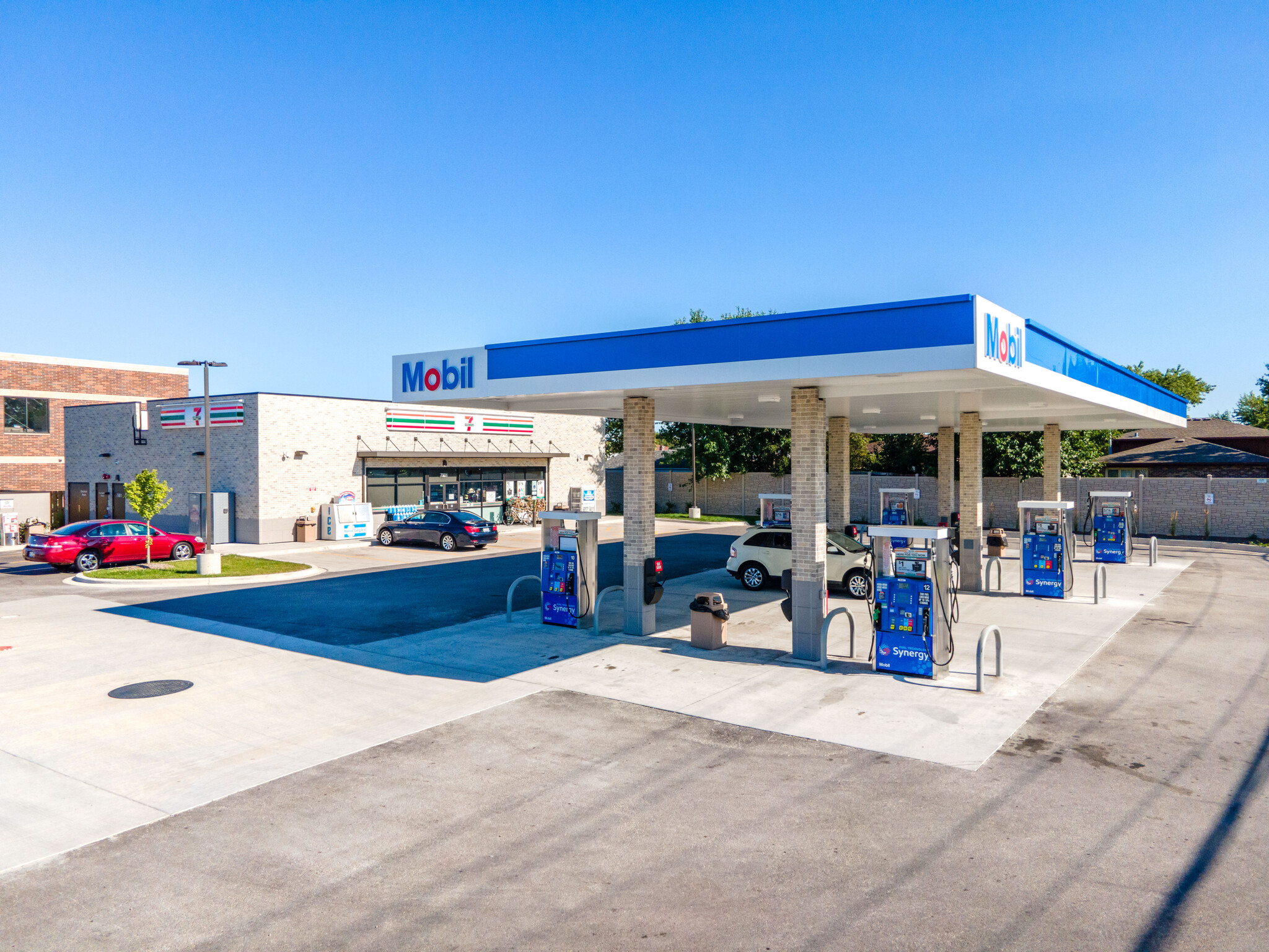 7 Eleven, Bridgeview, IL for sale Building Photo- Image 1 of 1