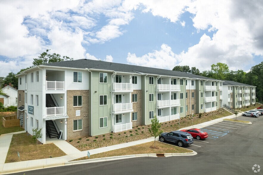 6800 White Horse Rd, Greenville, SC à vendre - Photo du bâtiment - Image 2 de 55