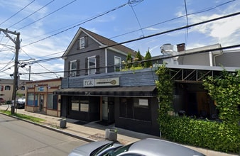 10 N Water St, Greenwich, CT for lease Interior Photo- Image 2 of 6