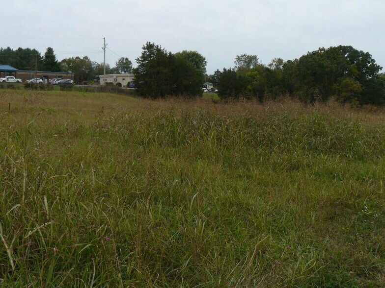 Davis Drive, New Tazewell, TN à vendre - Photo du bâtiment - Image 3 de 6