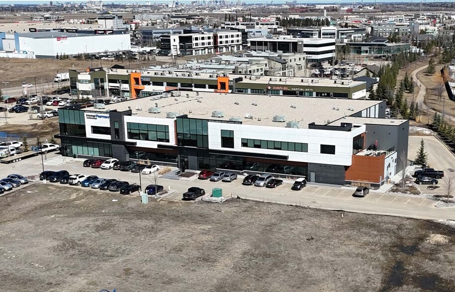 4316 Savaryn Dr SW, Edmonton, AB for sale - Building Photo - Image 1 of 2