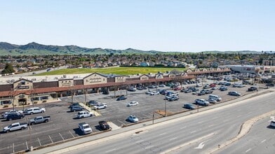 1701 Airline Hwy, Hollister, CA à louer Photo intérieure- Image 1 de 37