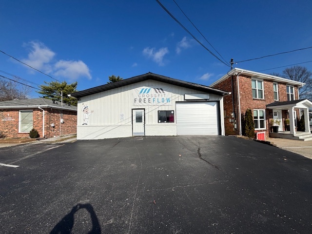 1115 Lakeview Dr, Franklin, TN for lease Building Photo- Image 1 of 9