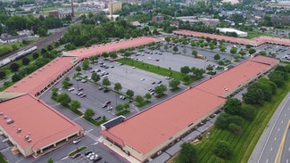 Plus de détails pour 72-127 Outlet Sq, Hershey, PA - Commerce de détail à louer