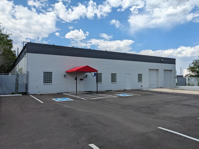 Plus de détails pour 4575 Joliet St, Denver, CO - Industriel à louer