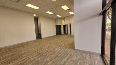 1250 N Fairway Dr, Avondale, AZ for lease Interior Photo- Image 1 of 6