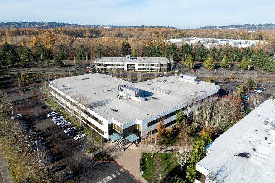 700 SW 39th St, Renton, WA à vendre - Photo du bâtiment - Image 2 de 9