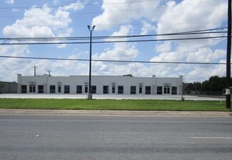 Plus de détails pour 3121 Wilson Rd, Harlingen, TX - Vente au détail à louer