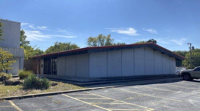 Plus de détails pour 1036 W Sunshine St, Springfield, MO - Commerce de détail à vendre