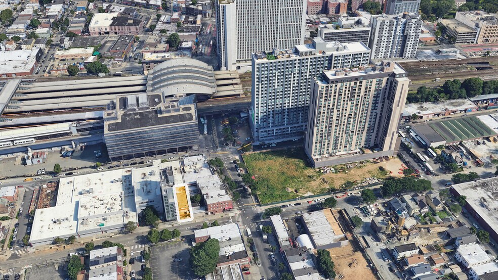 145-09 95th ave, Jamaica, NY à louer - Aérien - Image 2 de 2