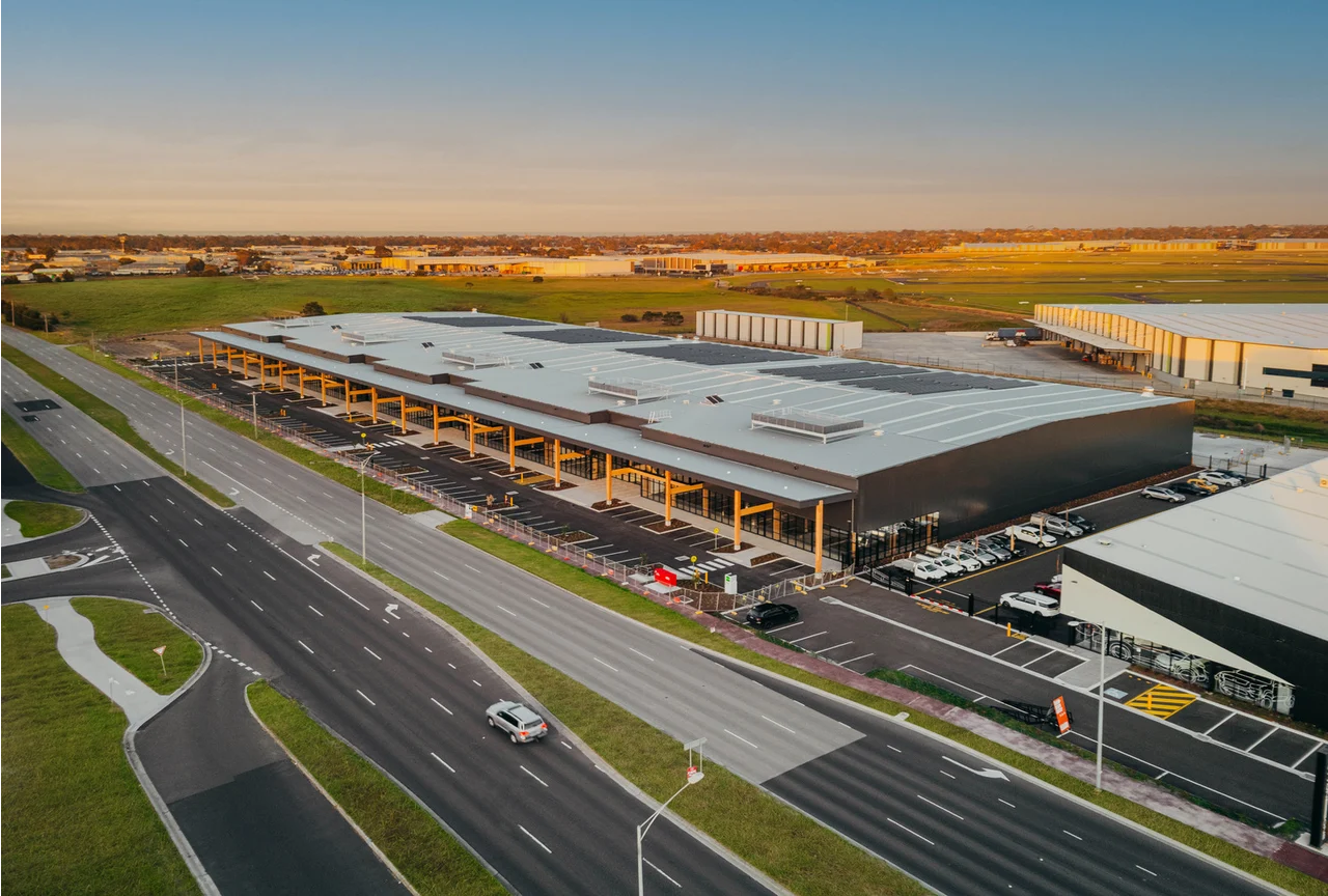 15 Chifley Dr, Moorabbin Airport for lease Primary Photo- Image 1 of 2