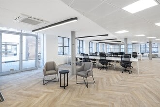 9-10 Mallow St, Londres à louer Photo intérieure- Image 2 de 4