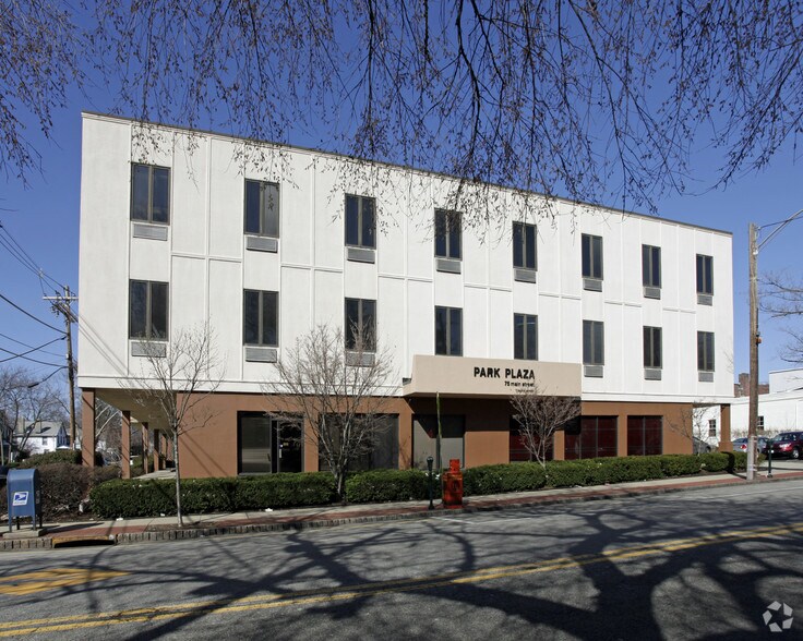 75 Main St, Millburn, NJ à louer - Photo du bâtiment - Image 2 de 7