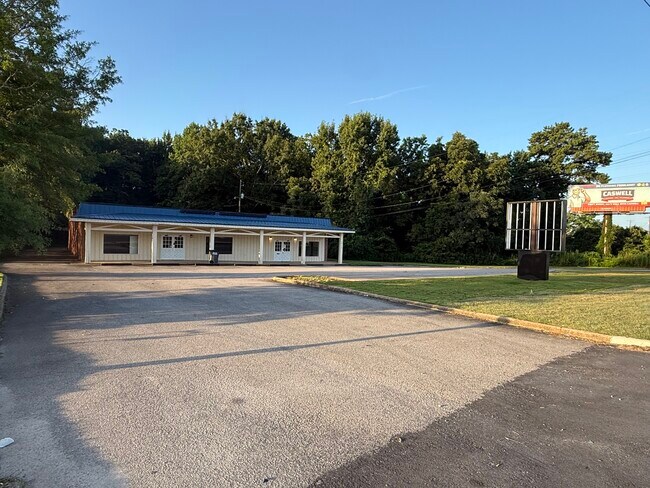 More details for 3713-3715 Pepperell Pky, Opelika, AL - Retail for Sale