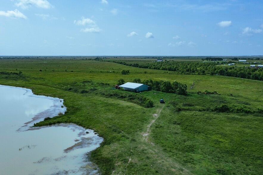 20701 Big Hill Rd, Beaumont, TX à vendre - Photo du bâtiment - Image 3 de 12