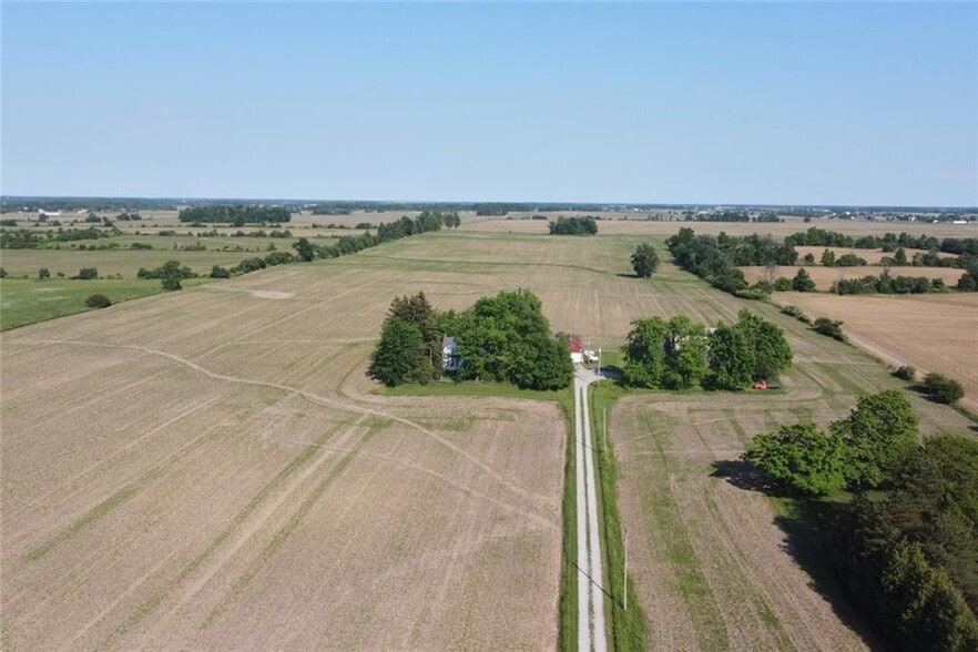 422 Mcclung Rd, Caledonia, ON for sale - Building Photo - Image 2 of 6