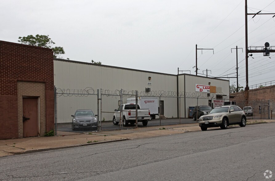 1010 N Chester St, Baltimore, MD à vendre - Photo du bâtiment - Image 2 de 18