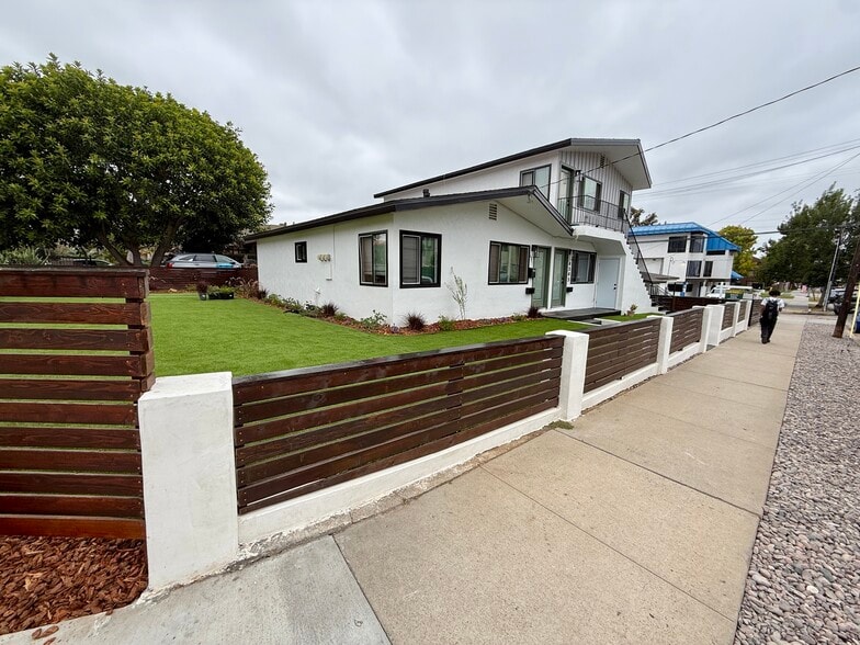 4527 Olney St, San Diego, CA for sale - Building Photo - Image 2 of 10