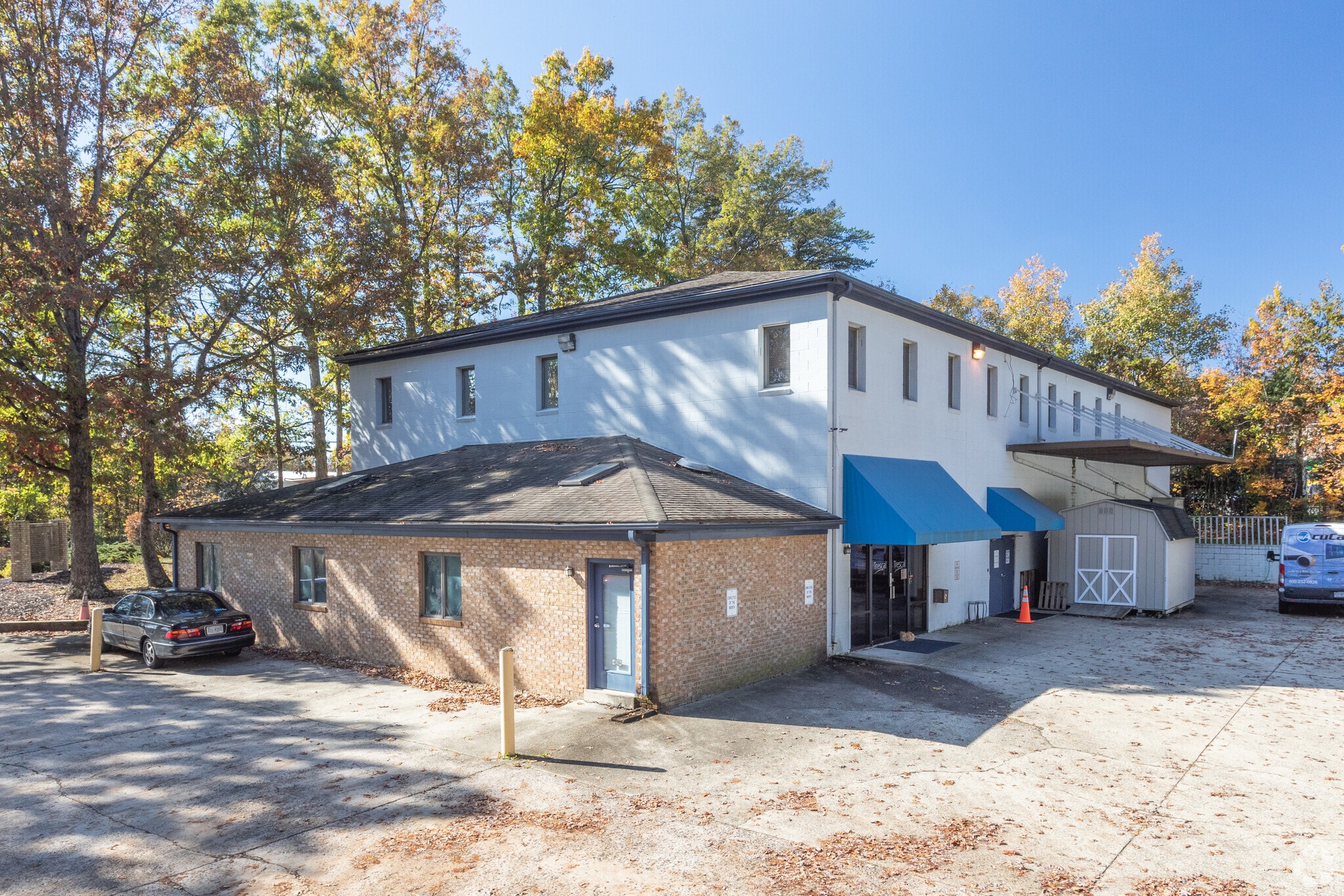 11090 Industrial Rd, Manassas, VA for lease Primary Photo- Image 1 of 10