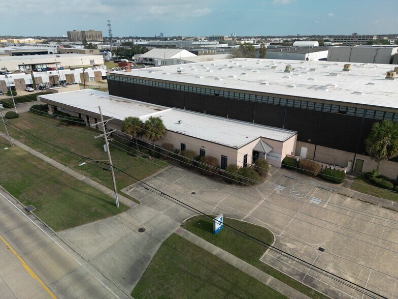 801 Edwards Ave, New Orleans, LA à louer - Photo du bâtiment - Image 2 de 37