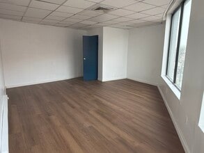 8-12 W Fordham Rd, Bronx, NY for lease Interior Photo- Image 2 of 3