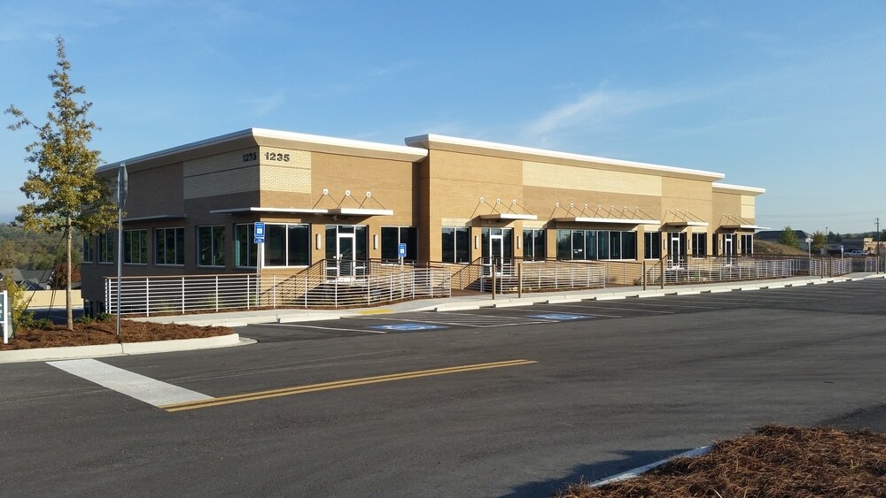 1241 Friendship Rd, Braselton, GA à vendre Photo principale- Image 1 de 1