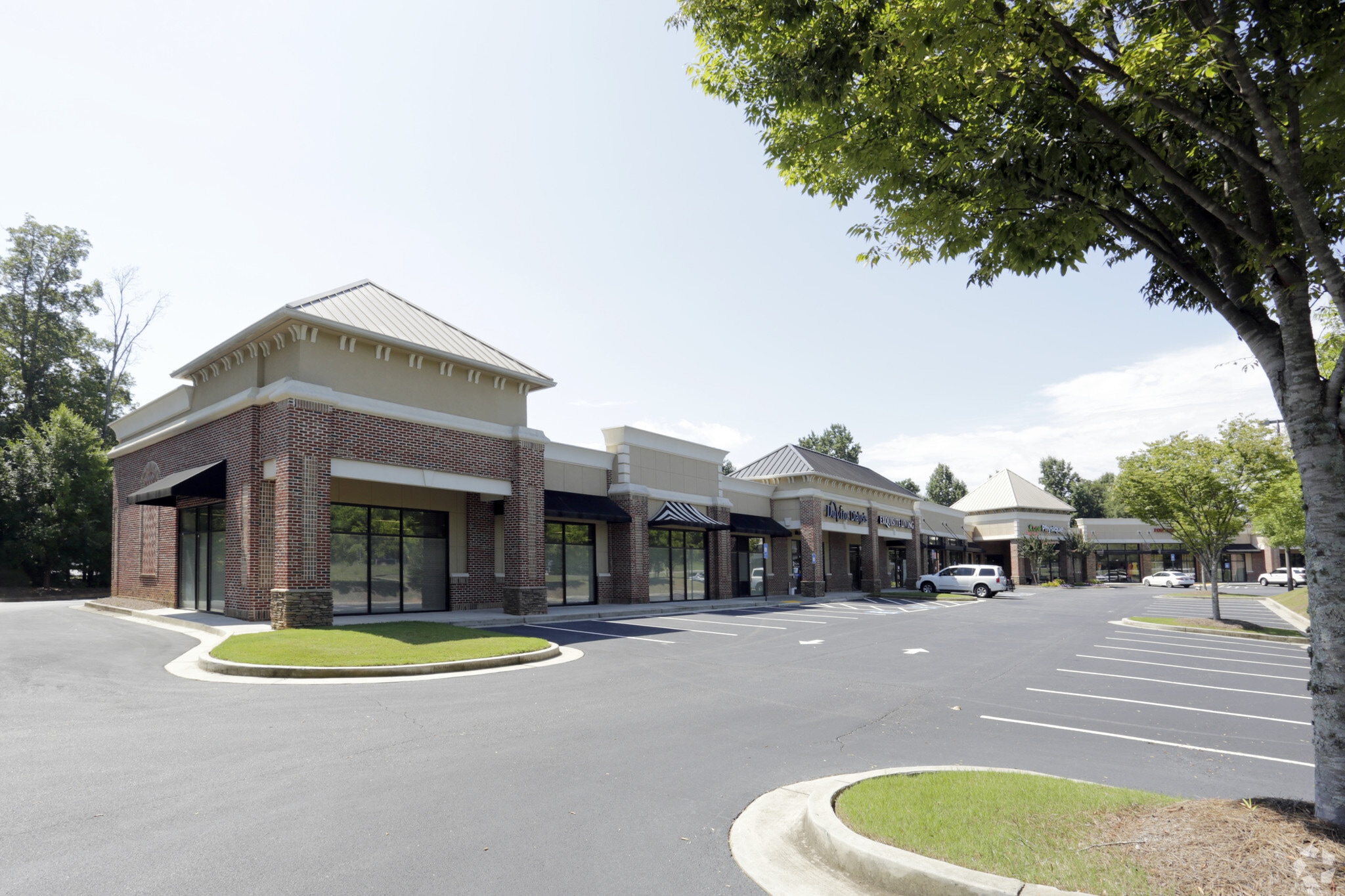 6225 Atlanta Hwy, Alpharetta, GA for lease Primary Photo- Image 1 of 8