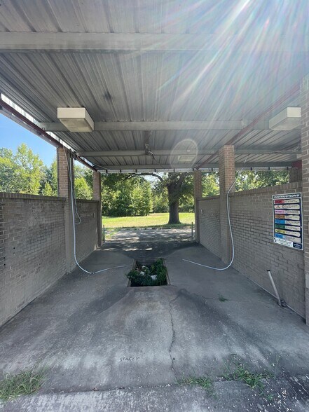 415 N Myrtle St, Pine Bluff, AR à vendre - Photo du bâtiment - Image 3 de 4