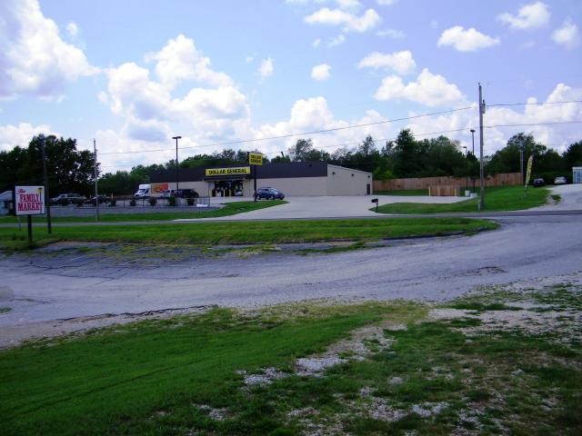 306 S Washington Ave, Walnut Grove, MO à vendre Photo principale- Image 1 de 1