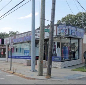 451 Old Country Rd, Westbury, NY for lease Building Photo- Image 1 of 3